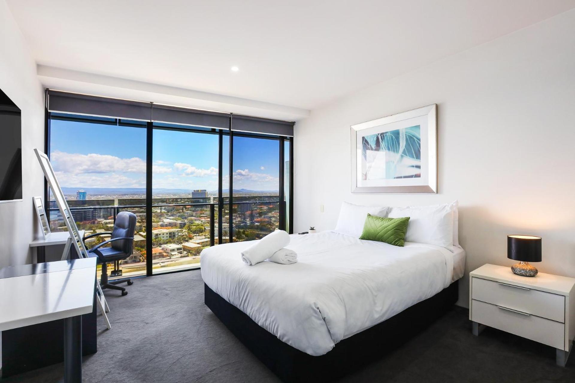 Circle On Cavill 2, 3, 4 & 5 Bedroom Skyhomes & Sub Penthouses By Gold Coast Holidays מראה חיצוני תמונה
