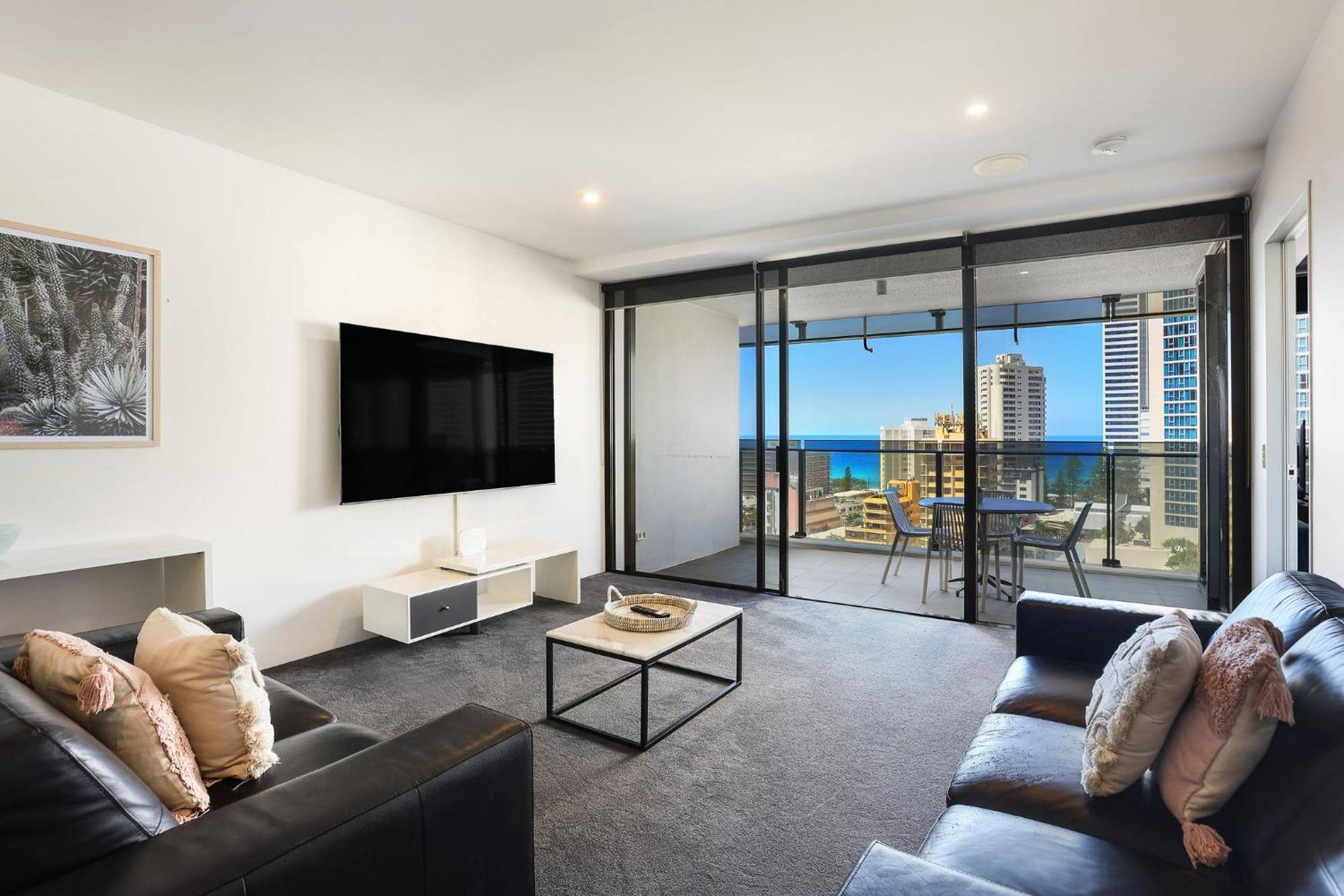 Circle On Cavill 2, 3, 4 & 5 Bedroom Skyhomes & Sub Penthouses By Gold Coast Holidays מראה חיצוני תמונה