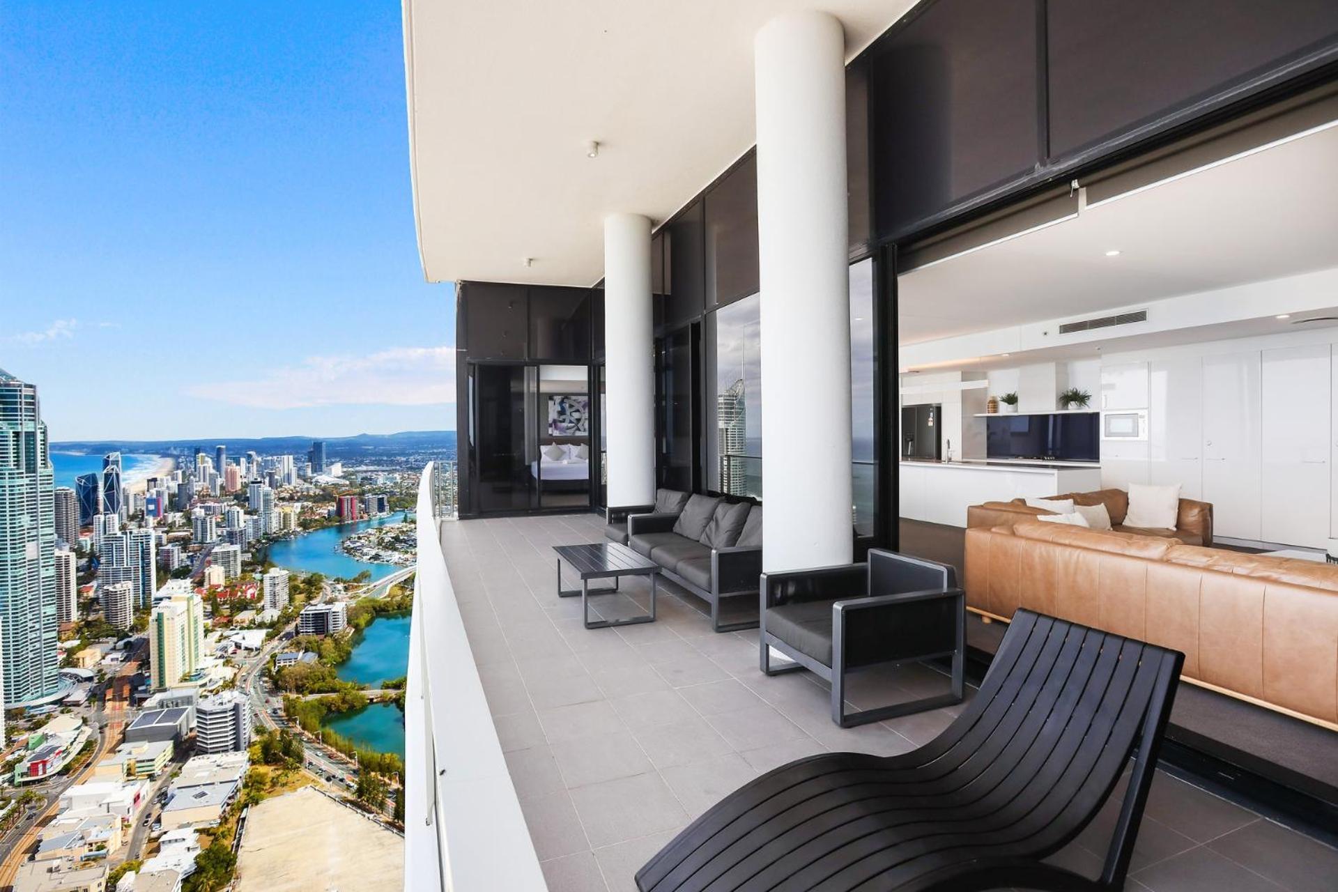Circle On Cavill 2, 3, 4 & 5 Bedroom Skyhomes & Sub Penthouses By Gold Coast Holidays מראה חיצוני תמונה