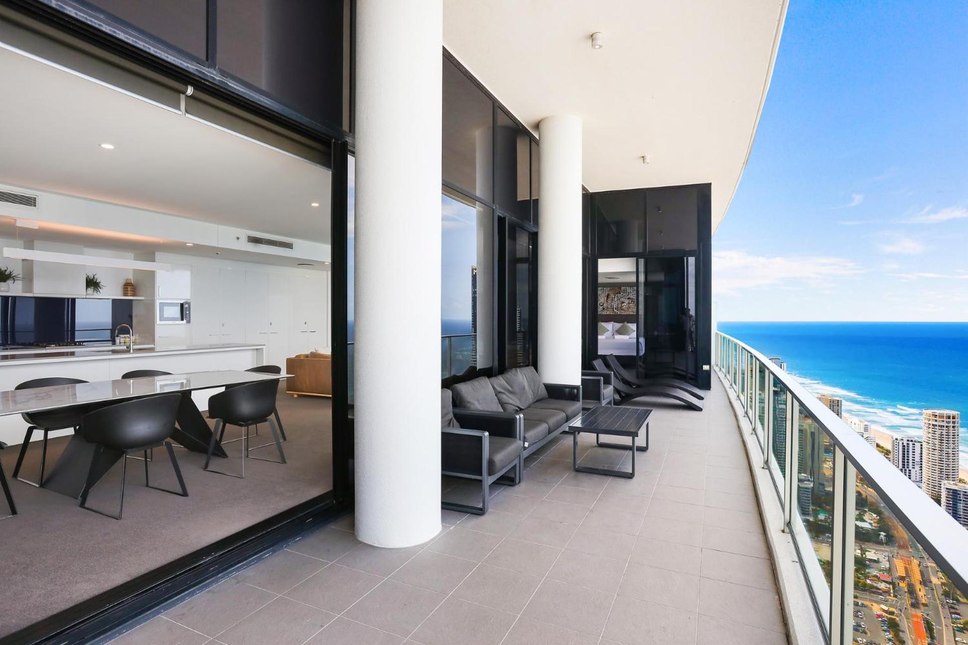 Circle On Cavill 2, 3, 4 & 5 Bedroom Skyhomes & Sub Penthouses By Gold Coast Holidays מראה חיצוני תמונה