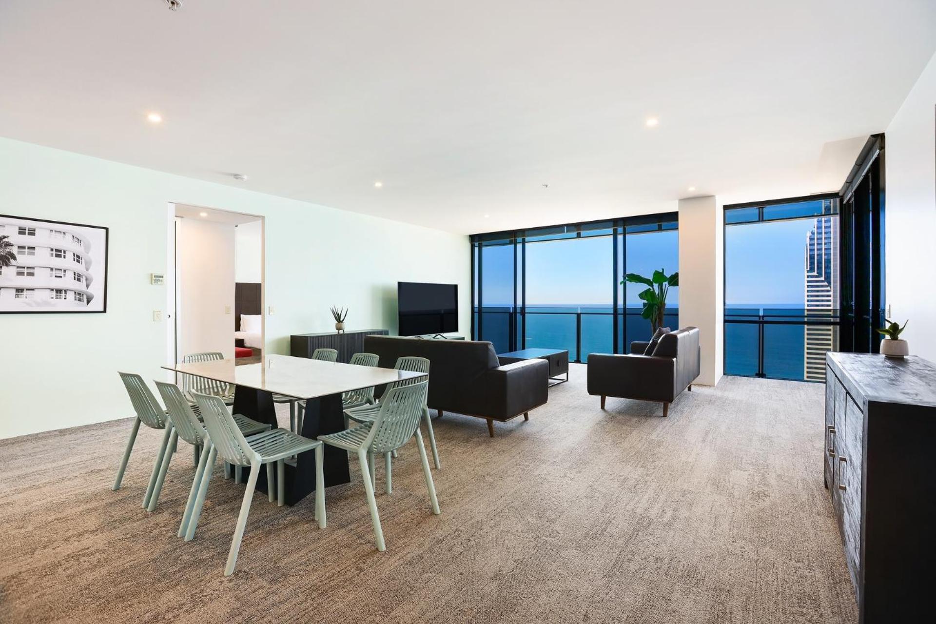 Circle On Cavill 2, 3, 4 & 5 Bedroom Skyhomes & Sub Penthouses By Gold Coast Holidays מראה חיצוני תמונה